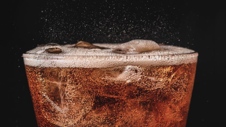 The production process of carbonated soft drinks